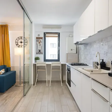 The Painter - Timpuri Noi 1br With Parking Apartment Bucharest