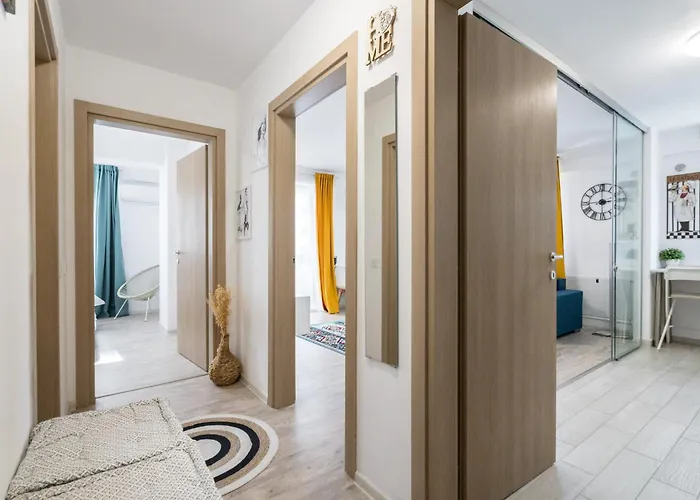 The Painter - Timpuri Noi 1br With Parking