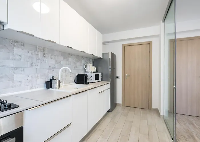 The Painter - Timpuri Noi 1br With Parking Апартаменти